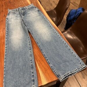 Uniqlo Wide Straight jeans in Short length
